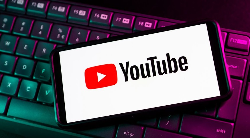 YouTube Cracks Down on Ad-Blocking Apps, Encourages Users to Opt for Premium Subscription